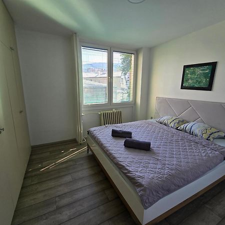 City Center Apt Wfree P Skopje Exterior foto